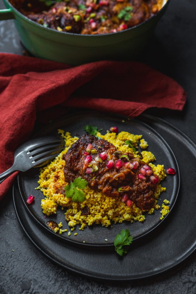 Marokkanisch inspiriertes Hühnchen mit Couscous - AvocadoBanane